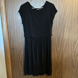GAP maternity & nursing dress. Size Small.